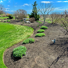 Weed-Edge-Mulch-Project-in-Milford-CT 2